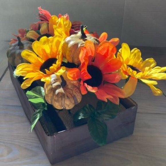 Table Centerpiece Fall Harvest Floral Box Thanksgiving Fall Leaves and Pumpkins - Picture 4 of 14